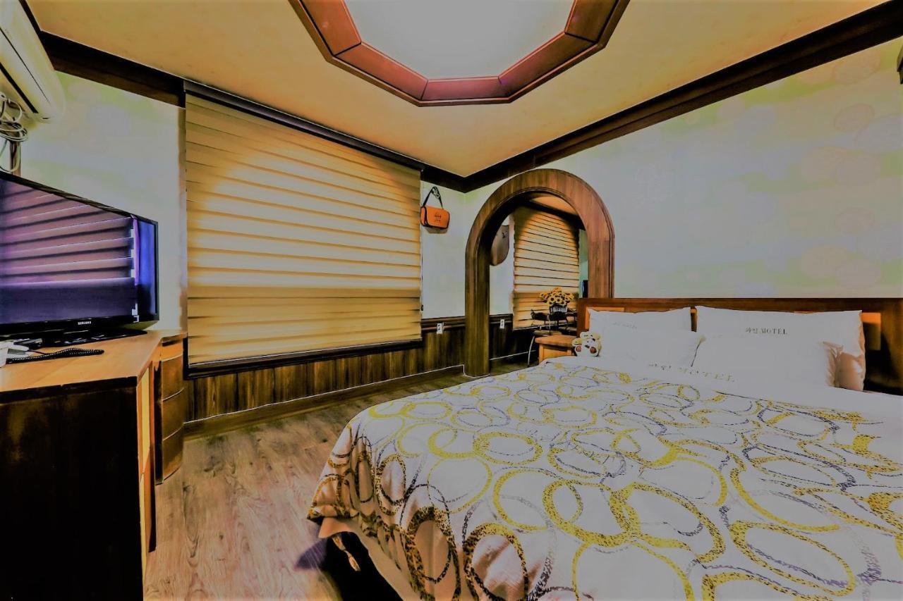 Pine Motel Boryeong Luaran gambar