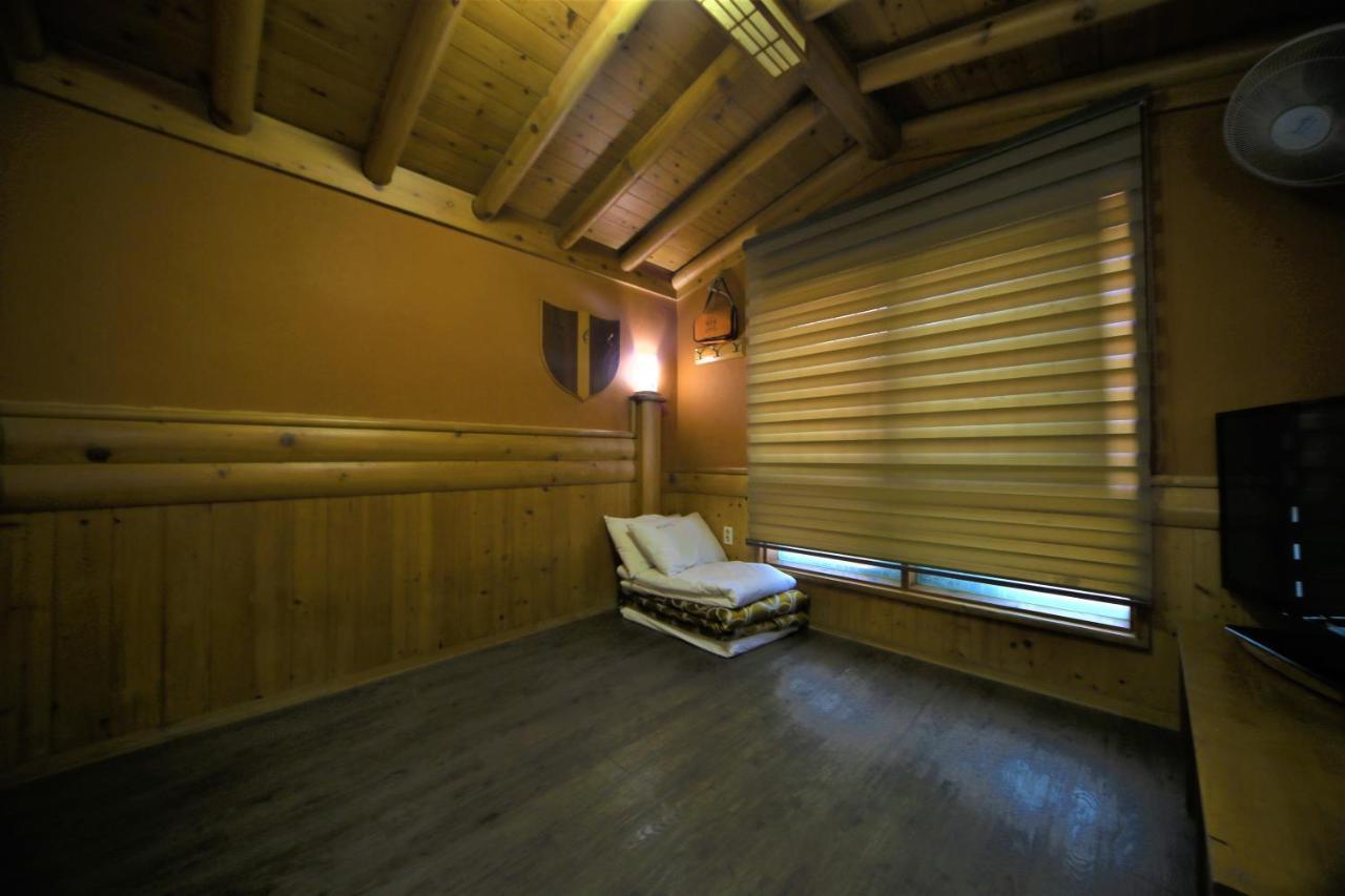 Pine Motel Boryeong Luaran gambar